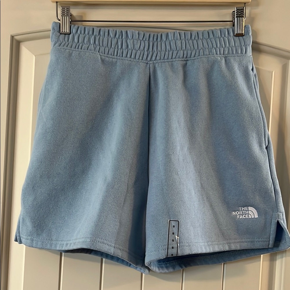 NWT North Face Evolution Pull-On Shorts